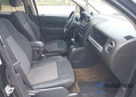 2014 Jeep Compass Sport из США, поврежденный, VIN 1C4NJDBB0ED592573